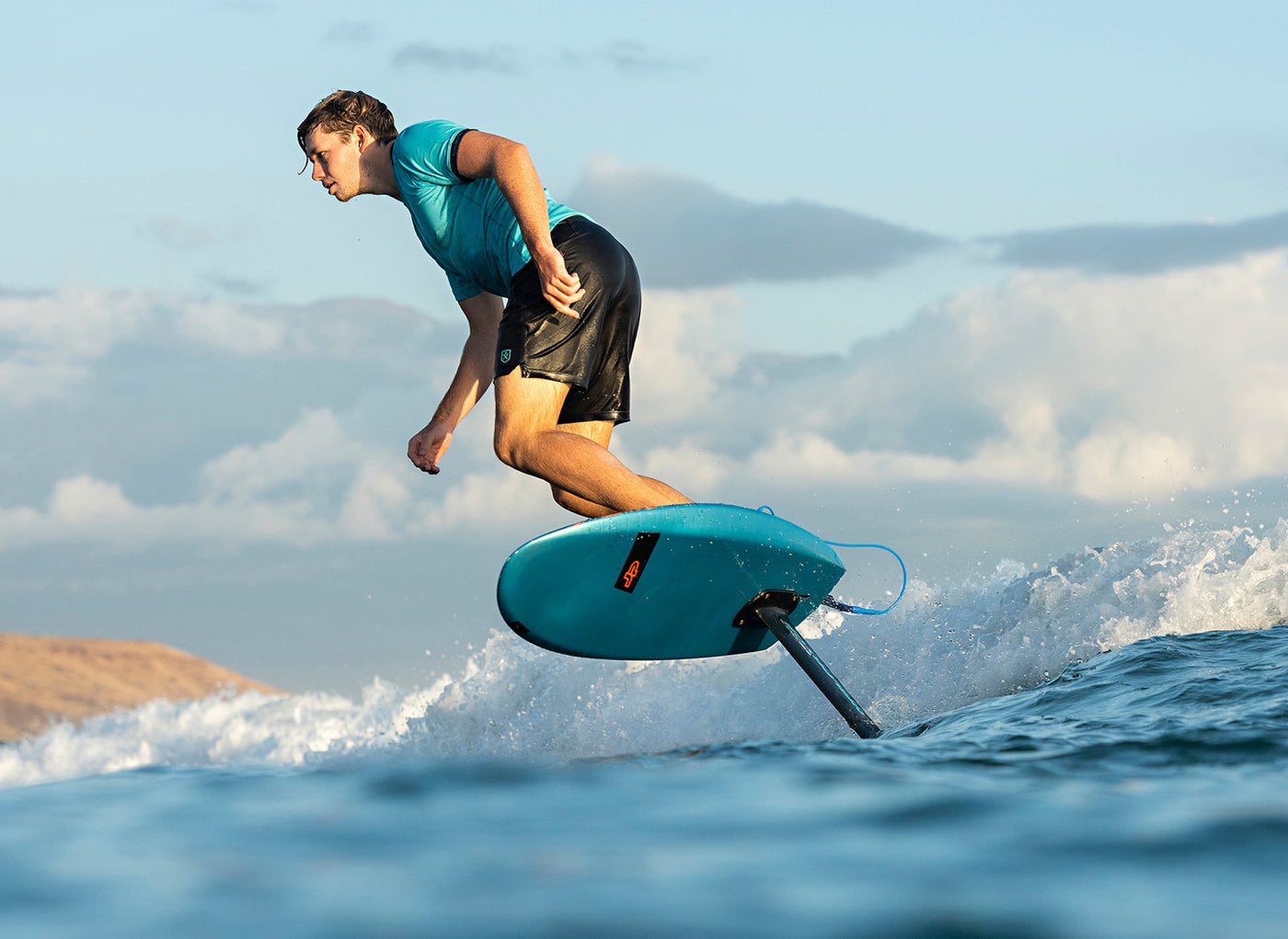 bluesmiths kane dewild hydrofoil surfing shirt the lane 
